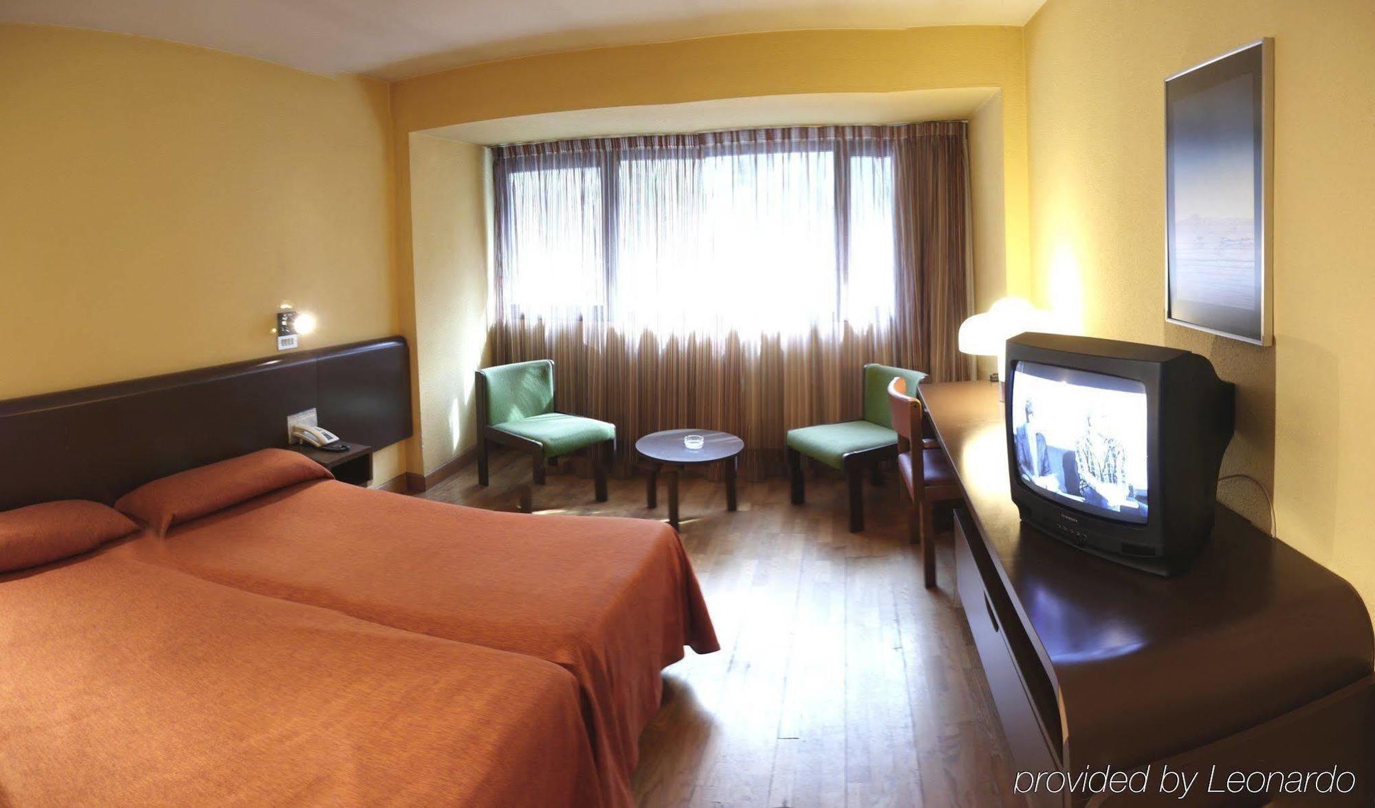 Hotel Sant Eloi Sant Julia de Loria Quarto foto